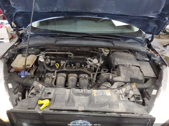 Ford FOCUS SE 2016 1FADP3F29GL348952 Image 10