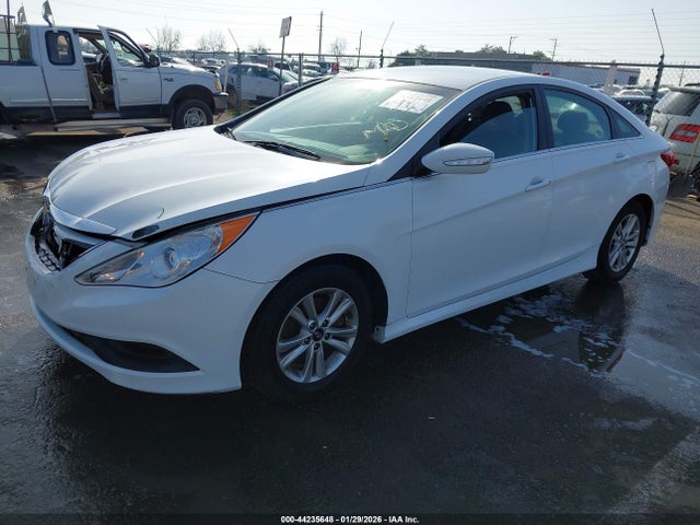 Hyundai SONATA GLS 2014 5NPEB4AC0EH920494 Image 2