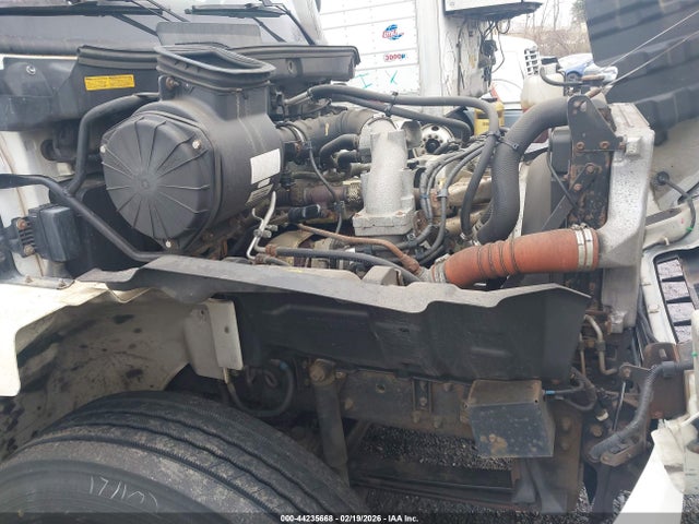 44235668 :رقم المزاد ، 5PVNV8JT7C4S52310 vin ، 2012 Hino 338 مزاد بيع