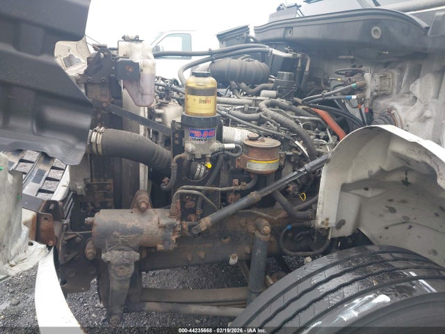 44235668 :رقم المزاد ، 5PVNV8JT7C4S52310 vin ، 2012 Hino 338 مزاد بيع