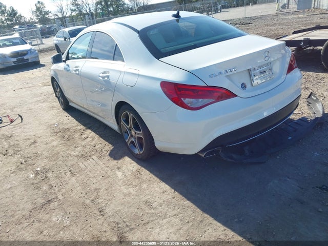 2014 MERCEDES-BENZ CLA 250 WDDSJ4GB2EN139924 Photo 2