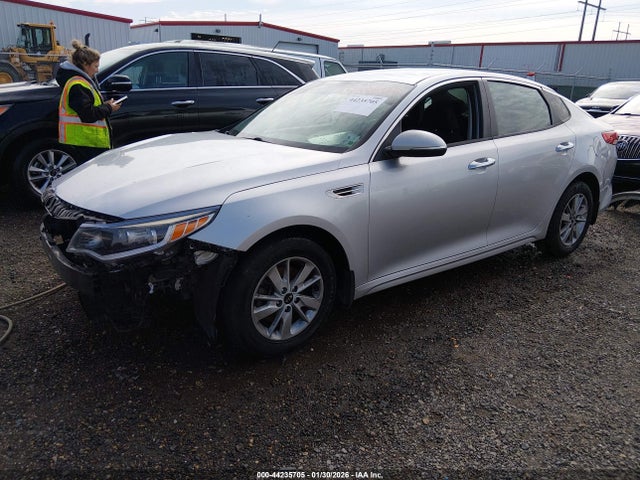 2017 Kia Optima Lx მანქანა იყიდება აუქციონზე, vin: KNAGT4L31H5150407, აუქციონის ნომერი: 44235705