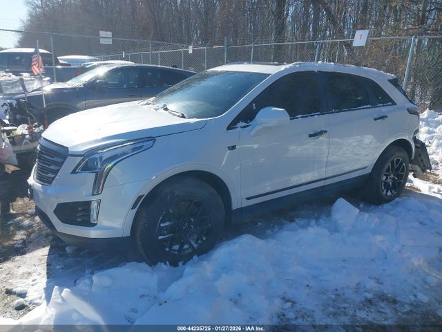 2017 CADILLAC XT5 1GYKNBRSXHZ231483 Photo 1