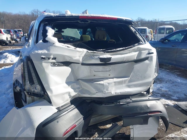 2017 CADILLAC XT5 1GYKNBRSXHZ231483 Photo 5