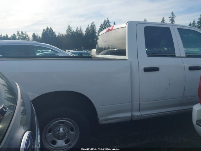 1C6RR6FGXJS265817 RAM 1500 Tradesman 4x2 6&#039;4 Box