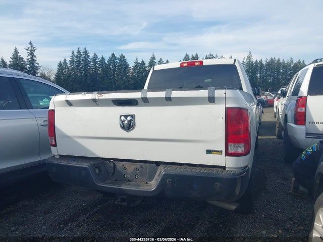 1C6RR6FGXJS265817 RAM 1500 Tradesman 4x2 6&#039;4 Box