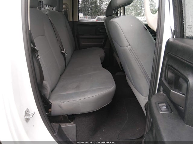 1C6RR6FGXJS265817 RAM 1500 Tradesman 4x2 6&#039;4 Box