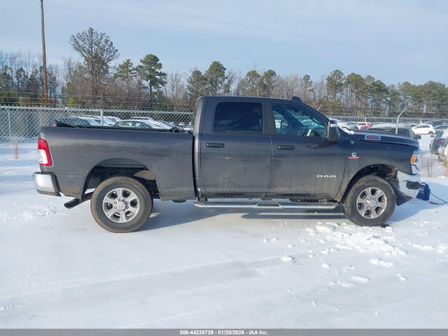 44235739 :رقم المزاد ، 3C6UR5DL7RG297812 vin ، 2024 Ram 2500 Big Horn  4x4 6'4 Box مزاد بيع