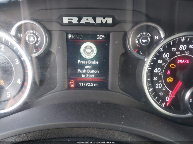 44235739 :رقم المزاد ، 3C6UR5DL7RG297812 vin ، 2024 Ram 2500 Big Horn  4x4 6'4 Box مزاد بيع