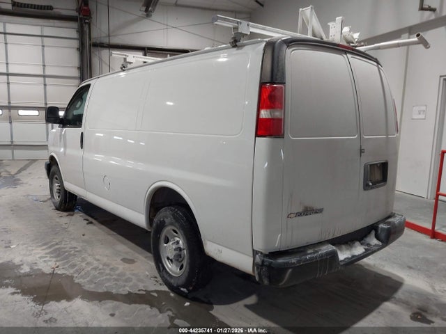 1GCWGAFP0L1208832 Chevrolet Express Cargo Rwd 2500 Regular Wheelbase Wt