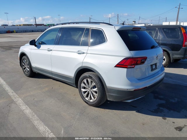 3VV3B7AX1JM028059 Volkswagen Tiguan 2.0t Se/2.0t Sel