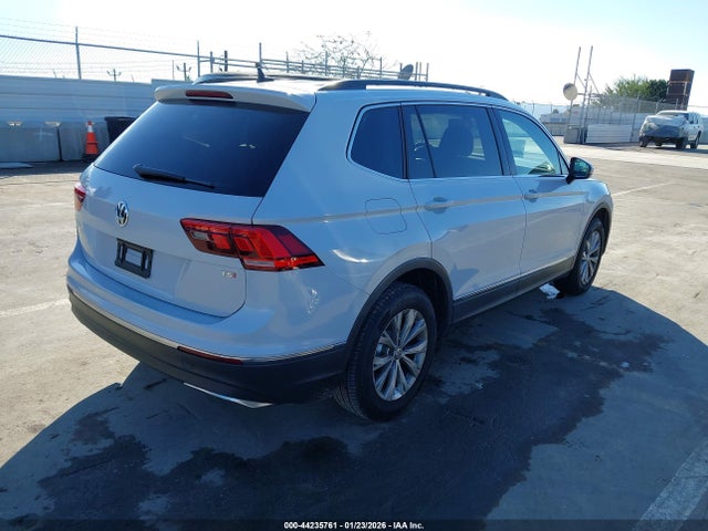 3VV3B7AX1JM028059 Volkswagen Tiguan 2.0t Se/2.0t Sel
