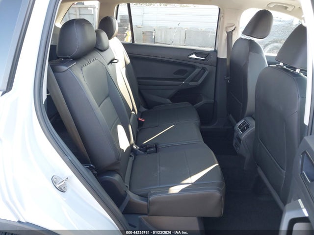 3VV3B7AX1JM028059 Volkswagen Tiguan 2.0t Se/2.0t Sel
