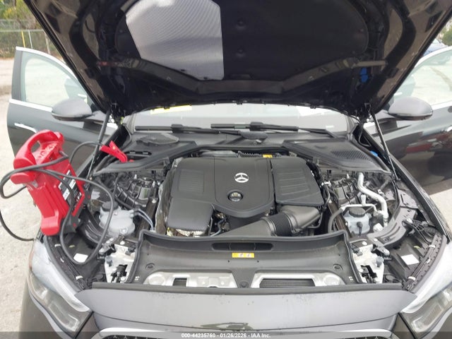 W1KLF4HBXRA075777 Mercedes-Benz E 350