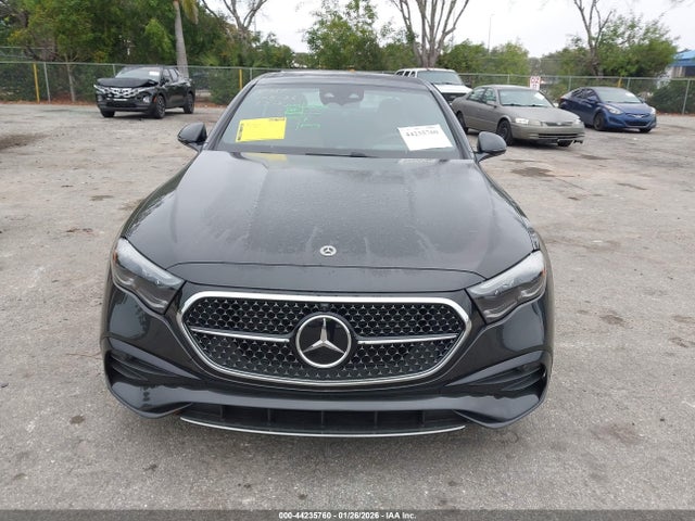 W1KLF4HBXRA075777 Mercedes-Benz E 350