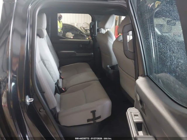 Продаж на аукціоні авто 2024 Toyota Tacoma Sr5, vin: 3TMLB5JN0RM046467, номер лоту: 44235772