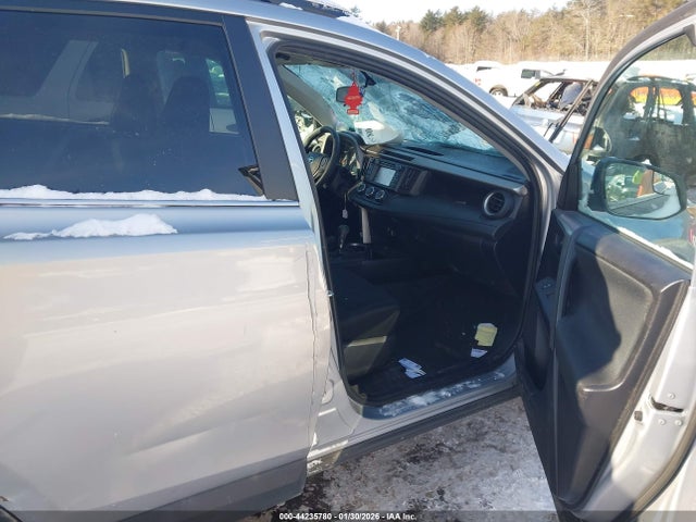 Toyota RAV4 LE 2016 2T3BFREV0GW480885 Image 5