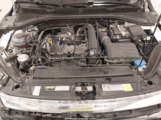 44235824 :رقم المزاد ، 3VWC57BU7KM097136 vin ، 2019 Volkswagen Jetta 1.4t R-line/1.4t S/1.4t Se مزاد بيع