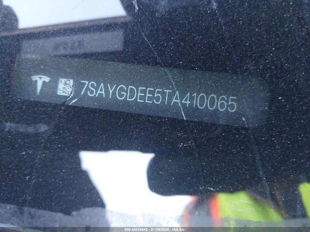 Aukcja sprzedaży 2026 Tesla Model Y Long Range Launch Series/premium All-wheel Drive, vin: 7SAYGDEE5TA410065, numer aukcji: 44235842