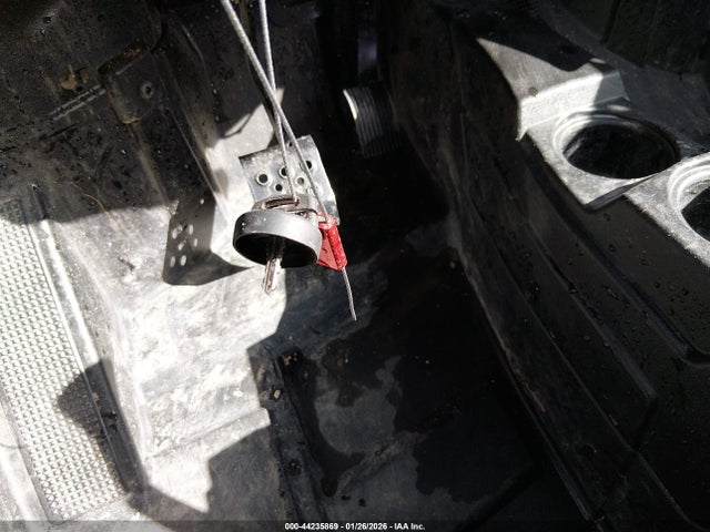 2019 POLARIS RZR 3NSVFE92XKF777195 Photo 10