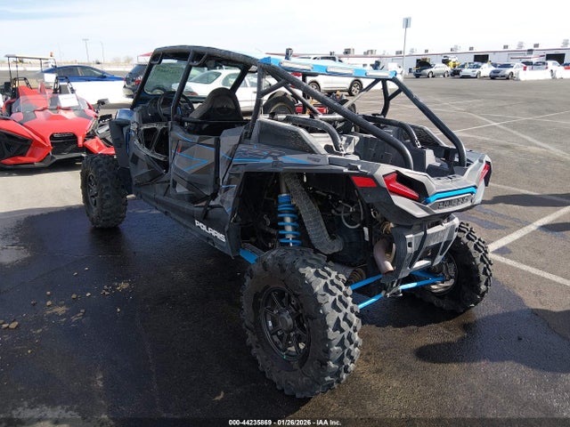 2019 POLARIS RZR 3NSVFE92XKF777195 Photo 2