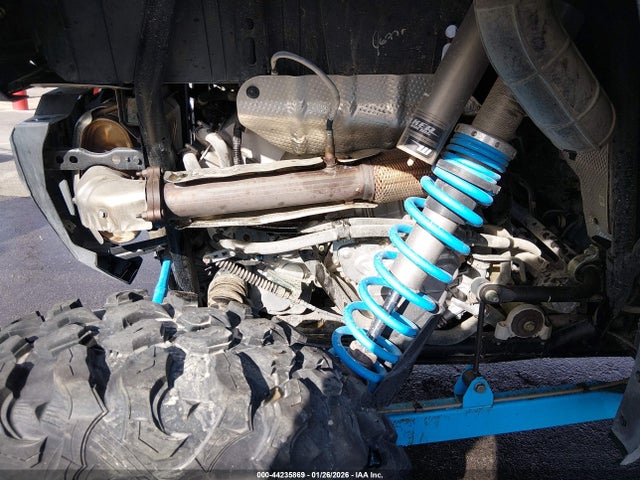 2019 POLARIS RZR 3NSVFE92XKF777195 Photo 7