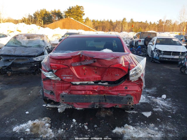 2T1BURHE4JC082503 Toyota COROLLA SE