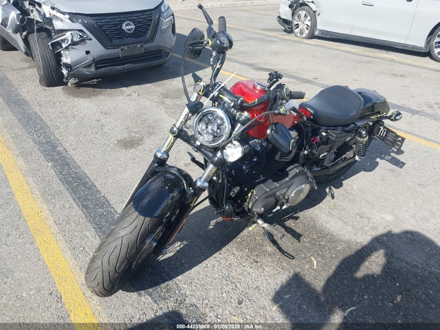 2011 HARLEY-DAVIDSON XL1200 1HD1LC330BC440075 Photo 1