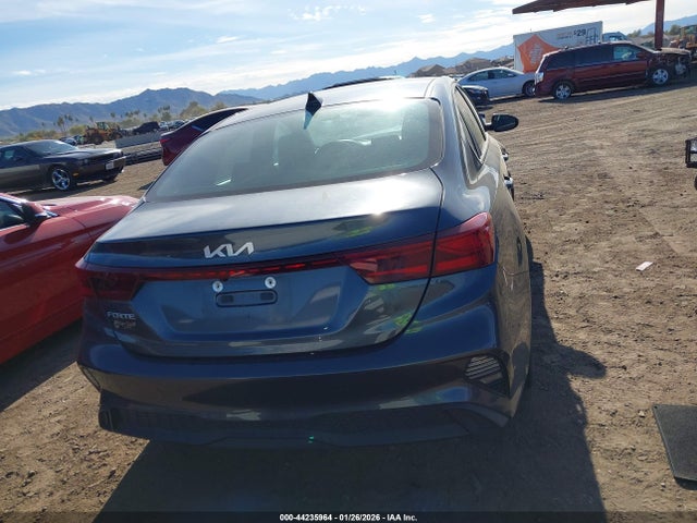 3KPF24AD3PE605662 KIA Forte Lxs