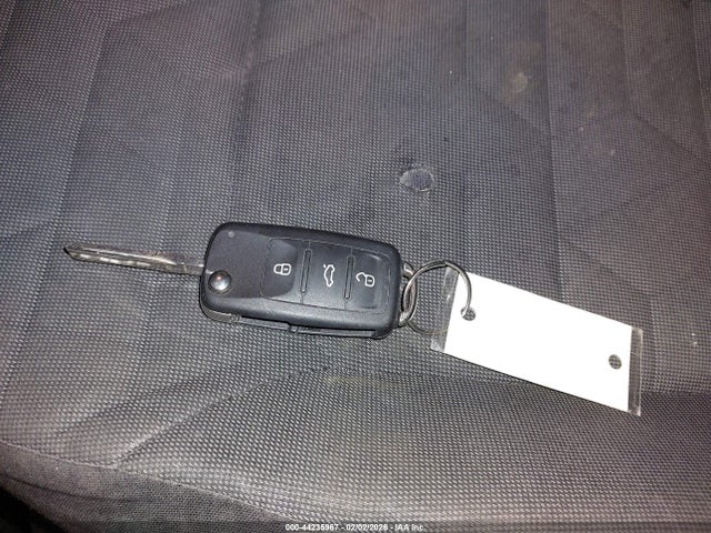 2021 VOLKSWAGEN PASSAT 1VWAA7A38MC014586 Photo 10