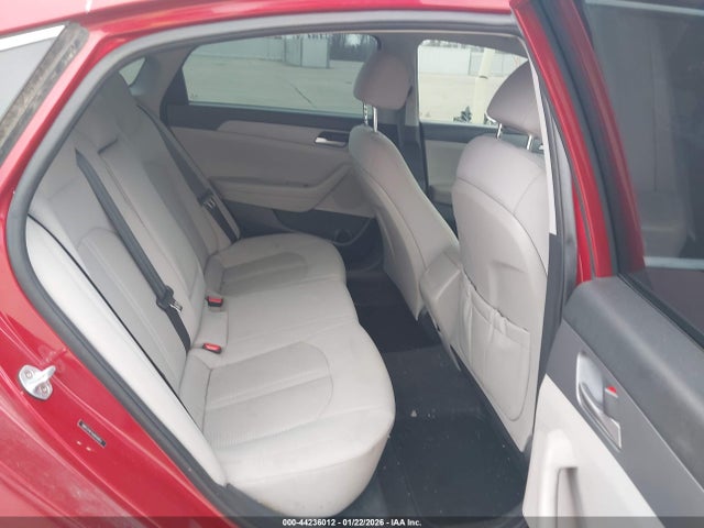 5NPE24AF9JH616813 Hyundai SONATA SE
