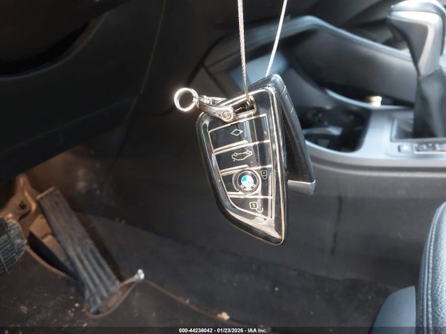 2019 BMW X2 WBXYJ5C51K5N58775 Photo 10