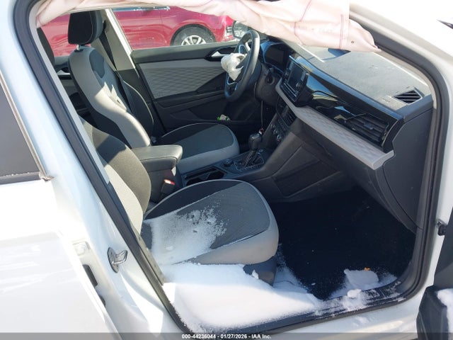 44236044 :رقم المزاد ، 3VVAX7B2XNM050000 vin ، 2022 Volkswagen Taos 1.5t S مزاد بيع