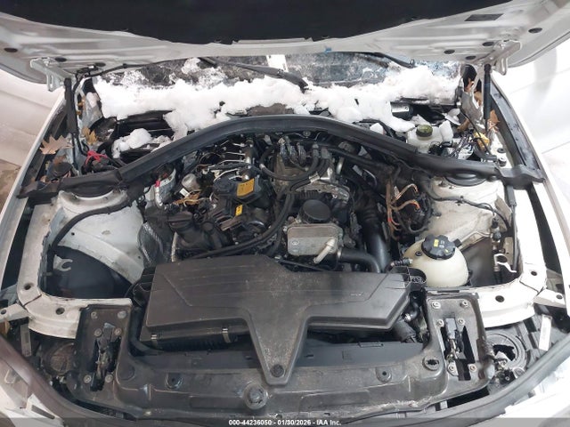 44236050 :رقم المزاد ، WBA3C3C51EP662730 vin ، 2014 Bmw 320i Xdrive مزاد بيع