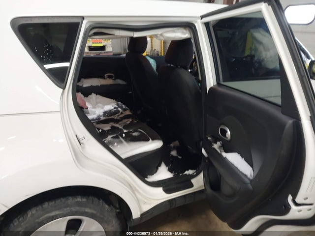 2016 Kia Soul მანქანა იყიდება აუქციონზე, vin: KNDJN2A26G7288559, აუქციონის ნომერი: 44236073