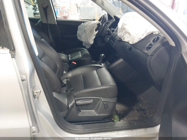 Aukcja sprzedaży 2013 Volkswagen Tiguan S/se/sel, vin: WVGBV7AX0DW552885, numer aukcji: 44236092