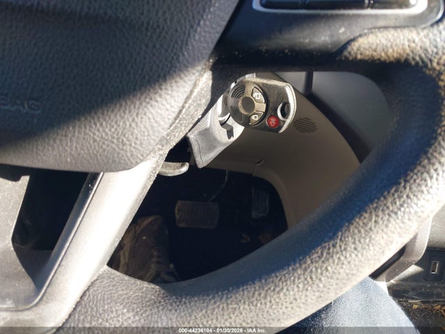 1FMCU9GD8HUE84000 Ford ESCAPE SE