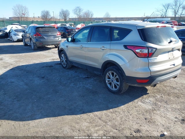 1FMCU9GD8HUE84000 Ford ESCAPE SE