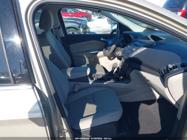 1FMCU9GD8HUE84000 Ford ESCAPE SE