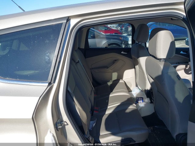 1FMCU9GD8HUE84000 Ford ESCAPE SE