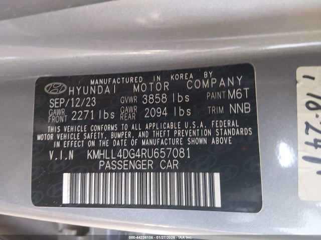 KMHLL4DG4RU657081 Hyundai ELANTRA SE