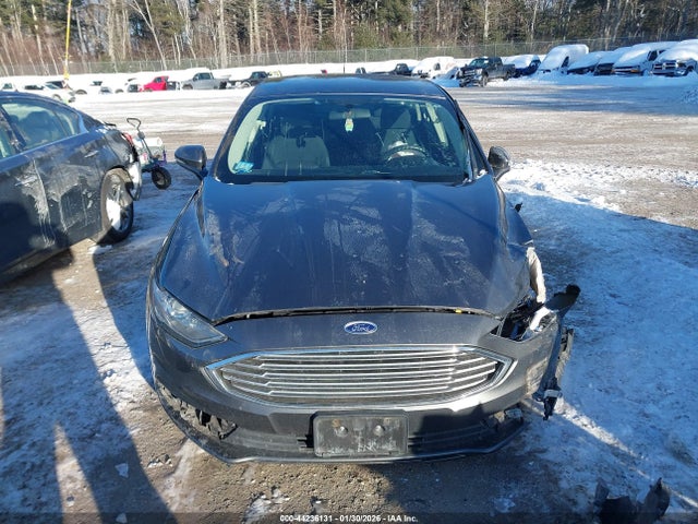 3FA6P0H7XHR327546 Ford FUSION SE