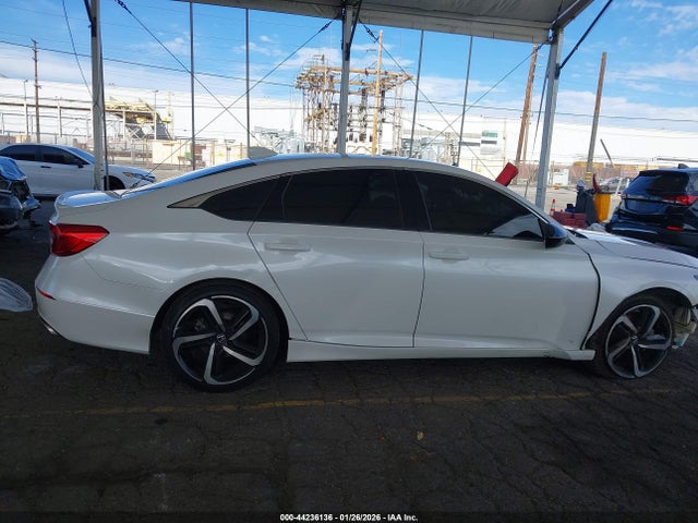 1HGCV1F35JA199582 Honda Accord Sport