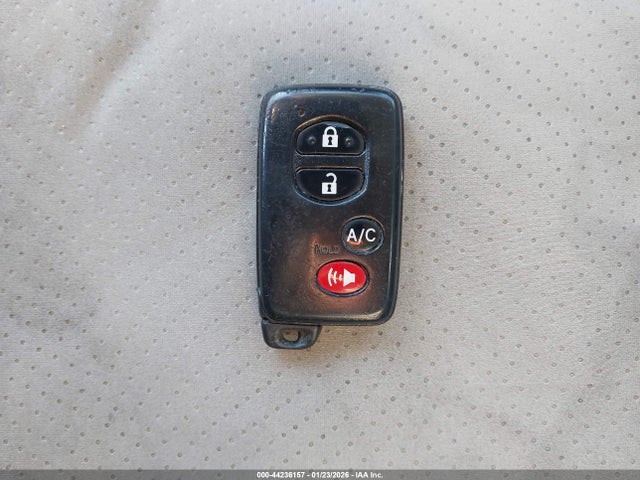 Toyota Prius Three 2014 JTDKN3DU4E1781289 Image 11