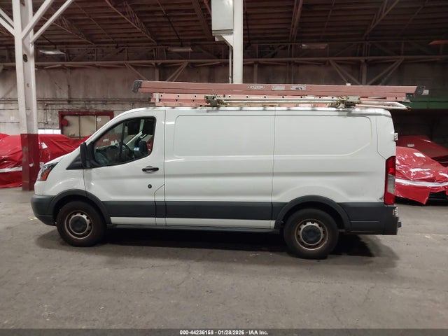 1FTYE1ZM1JKA29884 Ford Transit-150