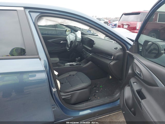44236164 :رقم المزاد ، KL47LAEP0SB199859 vin ، 2025 Buick Envista Preferred Fwd مزاد بيع