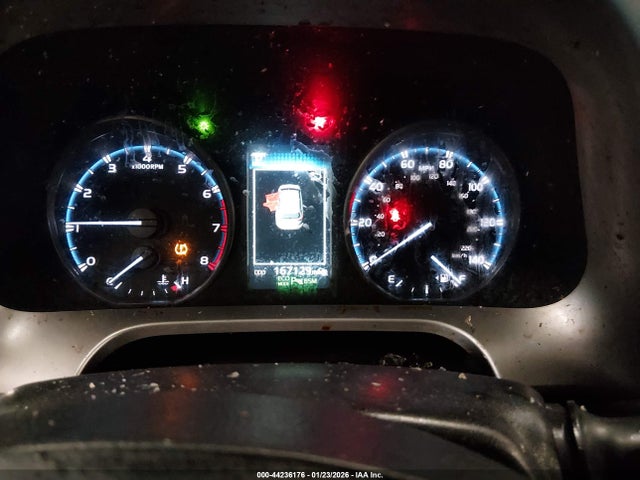 Toyota Rav4 Xle 2017 JTMRFREV1HD211176 Image 7