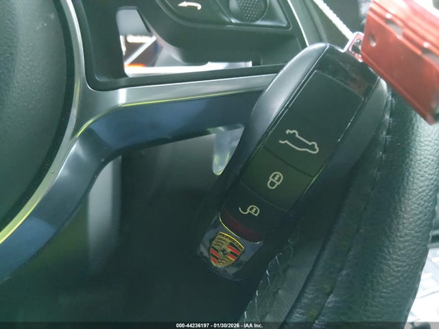 2018 PORSCHE MACAN WP1AB2A54JLB34772 Photo 10