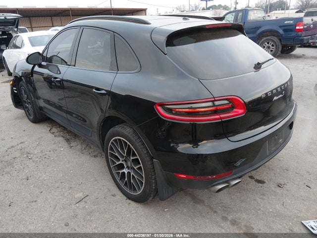 2018 PORSCHE MACAN WP1AB2A54JLB34772 Photo 2