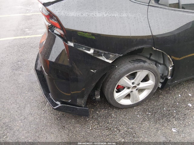 JTDACAAU3P3014745 Toyota Prius Limited